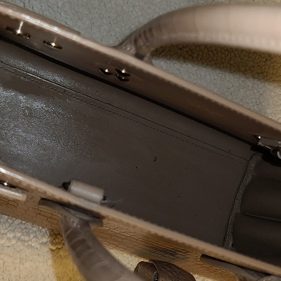 YSL NUDE SMALL SAC DE JOUR - Picture 8 of 8